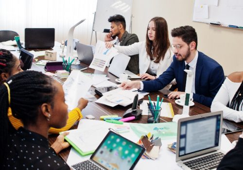 Desafios dos jovens no mercado de trabalho