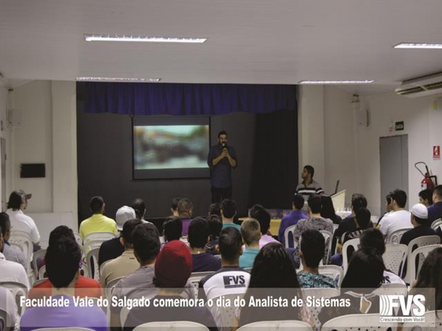 Faculdade Vale do Salgado comemora o dia do Analista de Sistemas