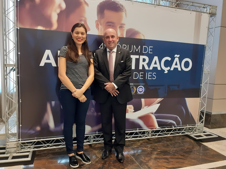Coordenadora de Pós – Graduação participa do 4º Fórum de Gestão de IES